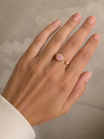 Anel Gaia Quartzo Rosa Banhado a Ouro 18K
