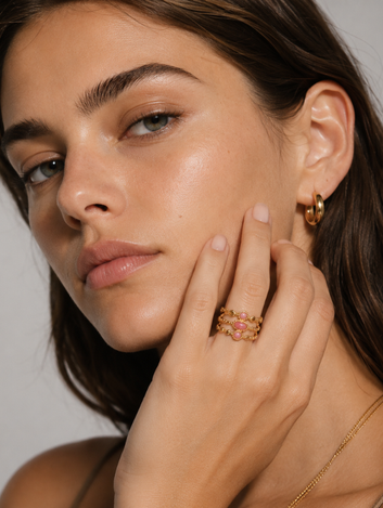Anel Trilogia Quartzo Rosa Banhado em Ouro 18K